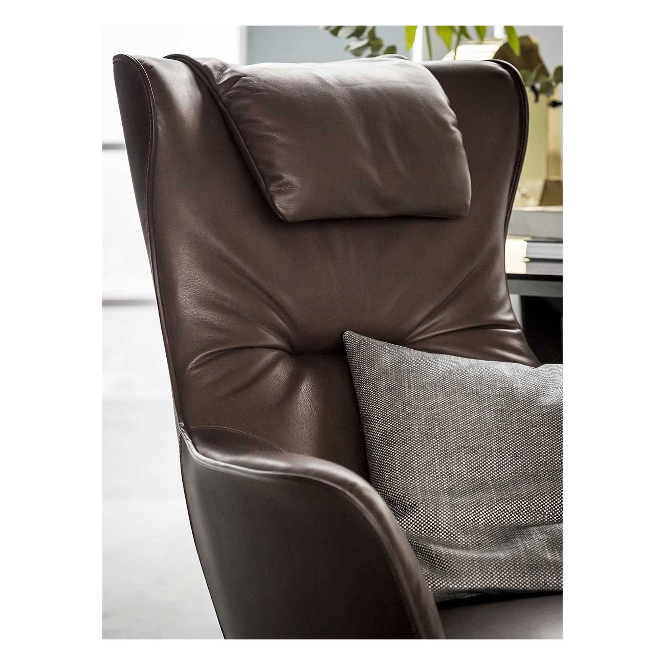 POLTRONA FRAU - MAMY BLUE FAUTEUIL