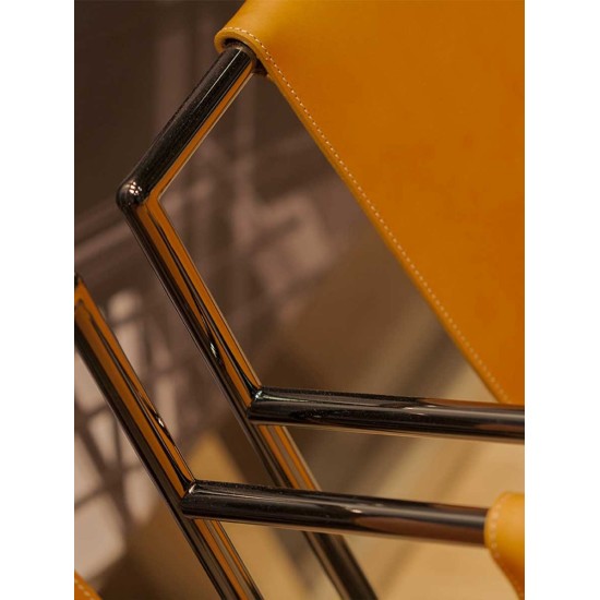 POLTRONA FRAU - MING'S HEART ARMCHAIR