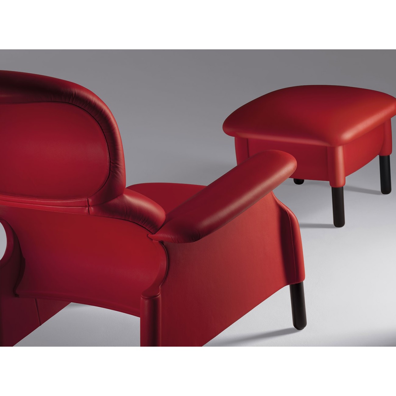 POLTRONA FRAU - SANLUCA POUF