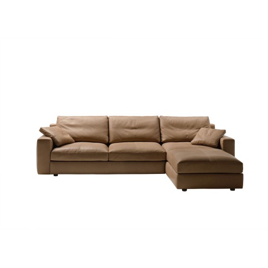 POLTRONA FRAU MASSIMOSISTEMA SOFA WITH CHAISE LONGUE