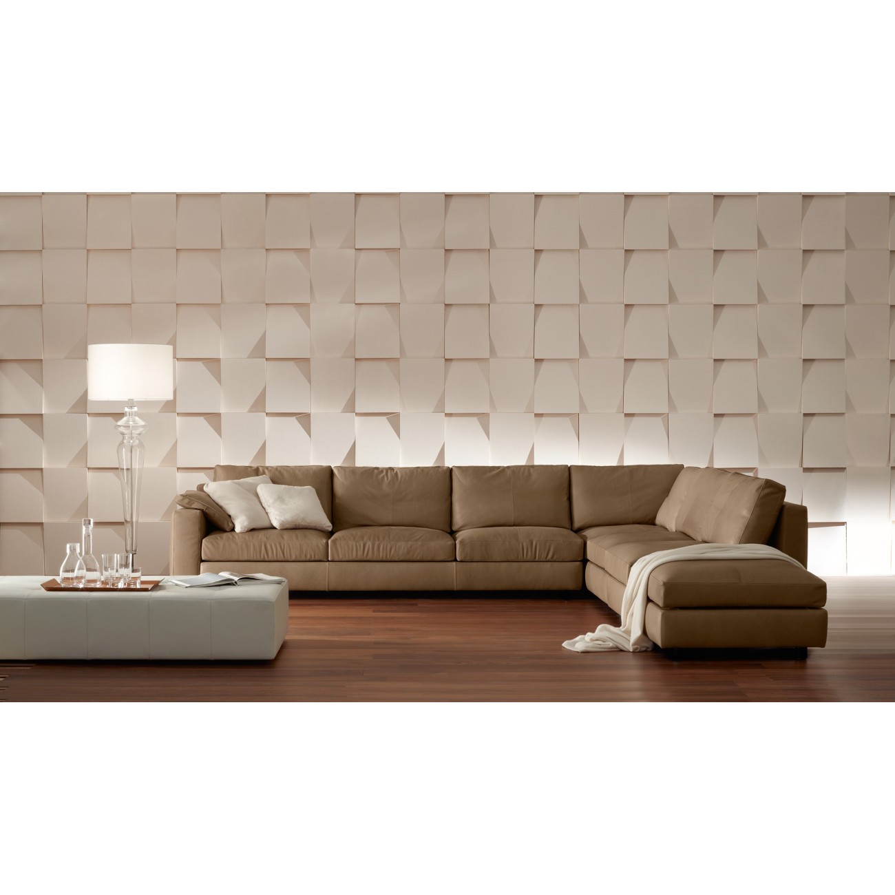 POLTRONA FRAU MASSIMOSISTEMA SOFA WITH CHAISE LONGUE