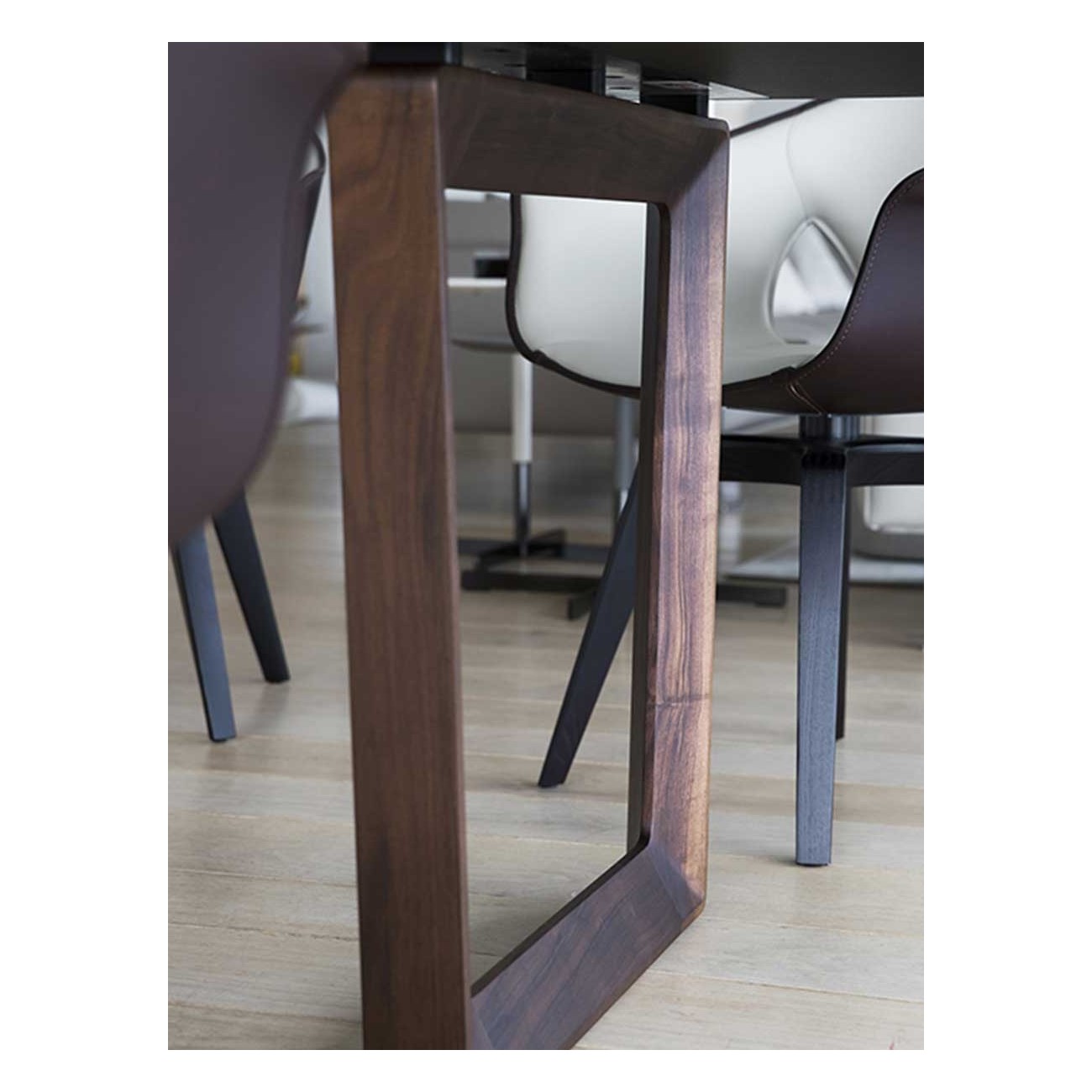 POLTRONA FRAU BOLERO TAVOLO