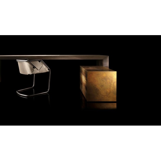HENGE CONSOLE K-TABLE