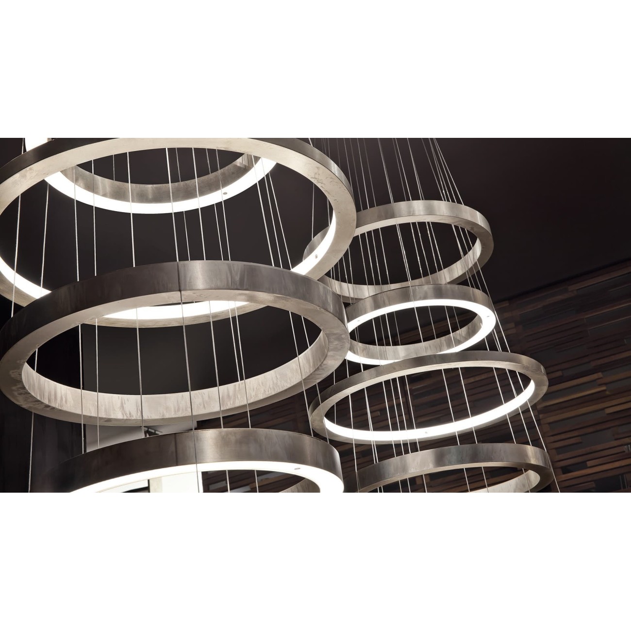 HENGE LAMPE SUSPENDUE LIGHT RING