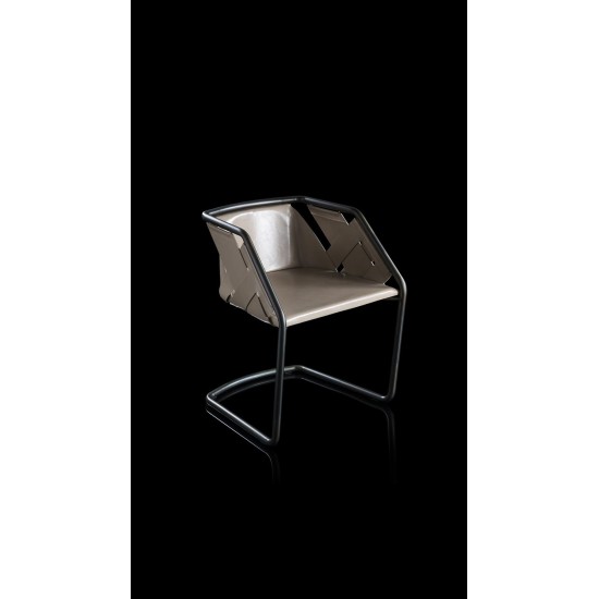 HENGE CHAISE STRIP