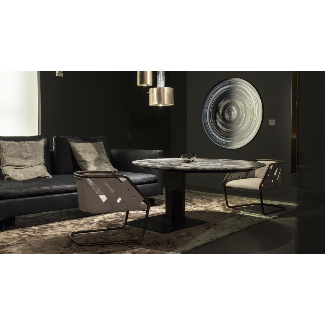 HENGE CHAISE STRIP