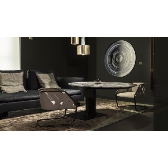 HENGE CHAISE STRIP