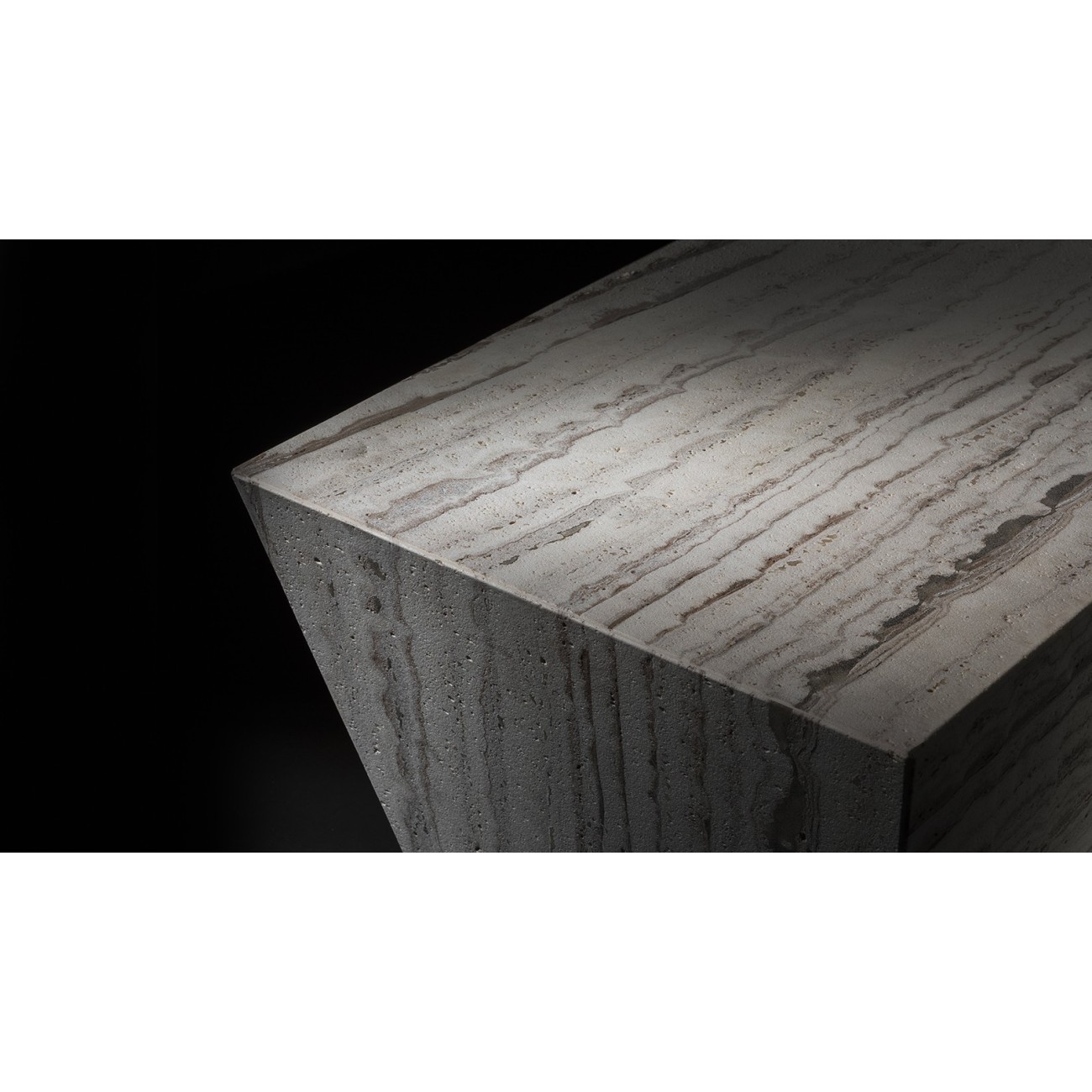 HENGE PETITE TABLE MONOLITH