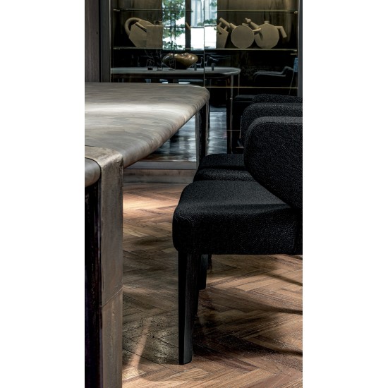 HENGE TAVOLO OXYMORON