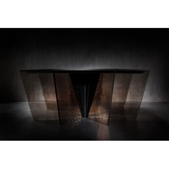 HENGE TABLE GOTHAM