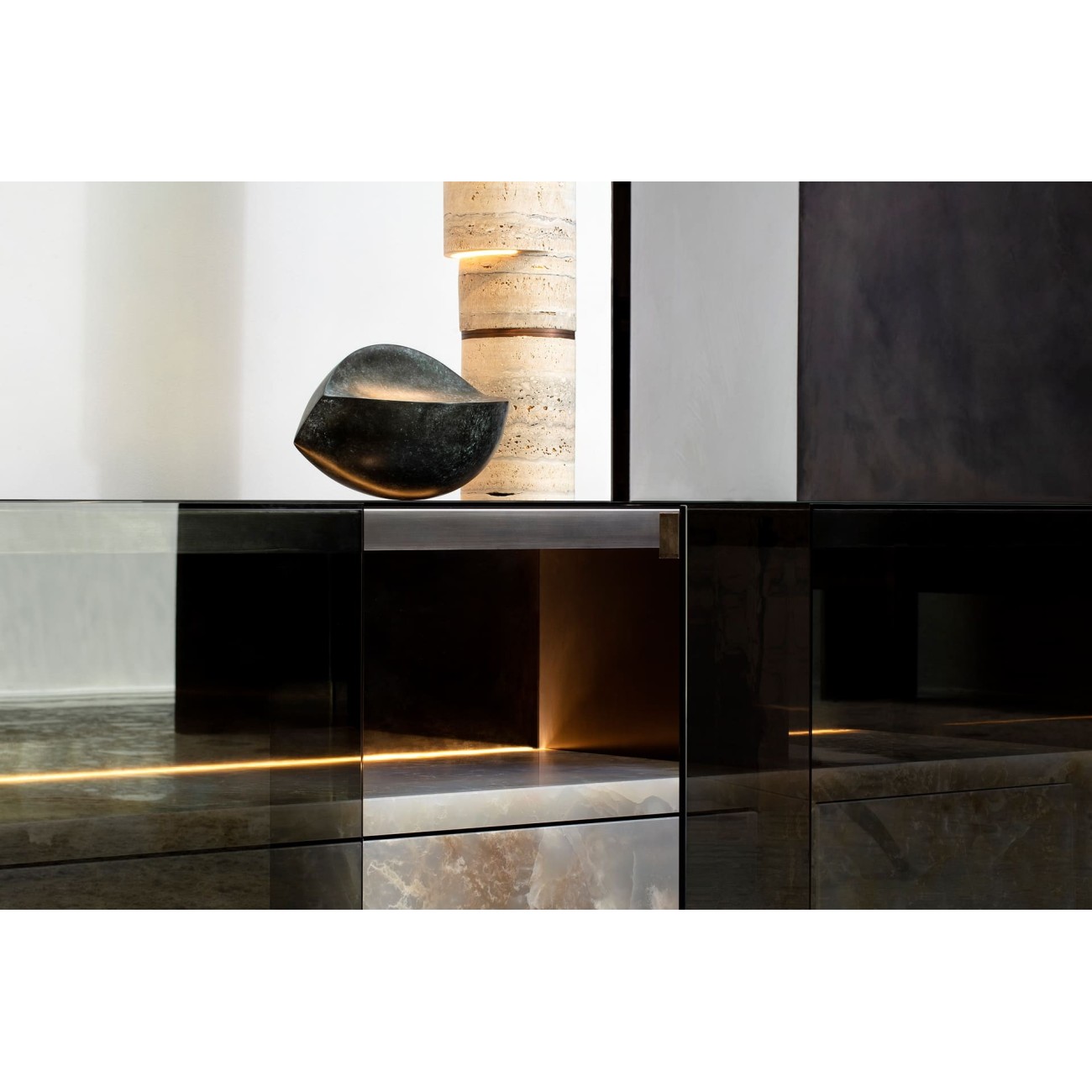 HENGE SIDEBOARD TEKE