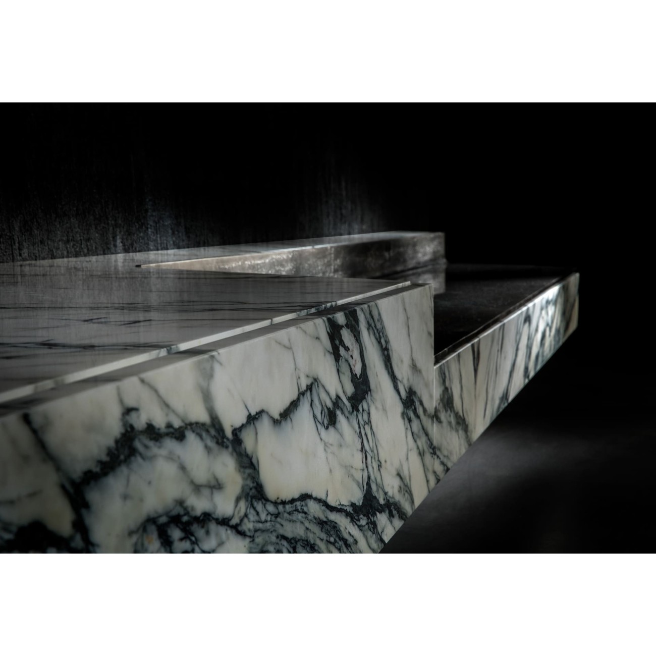 HENGE SIDEBOARD DOGMA