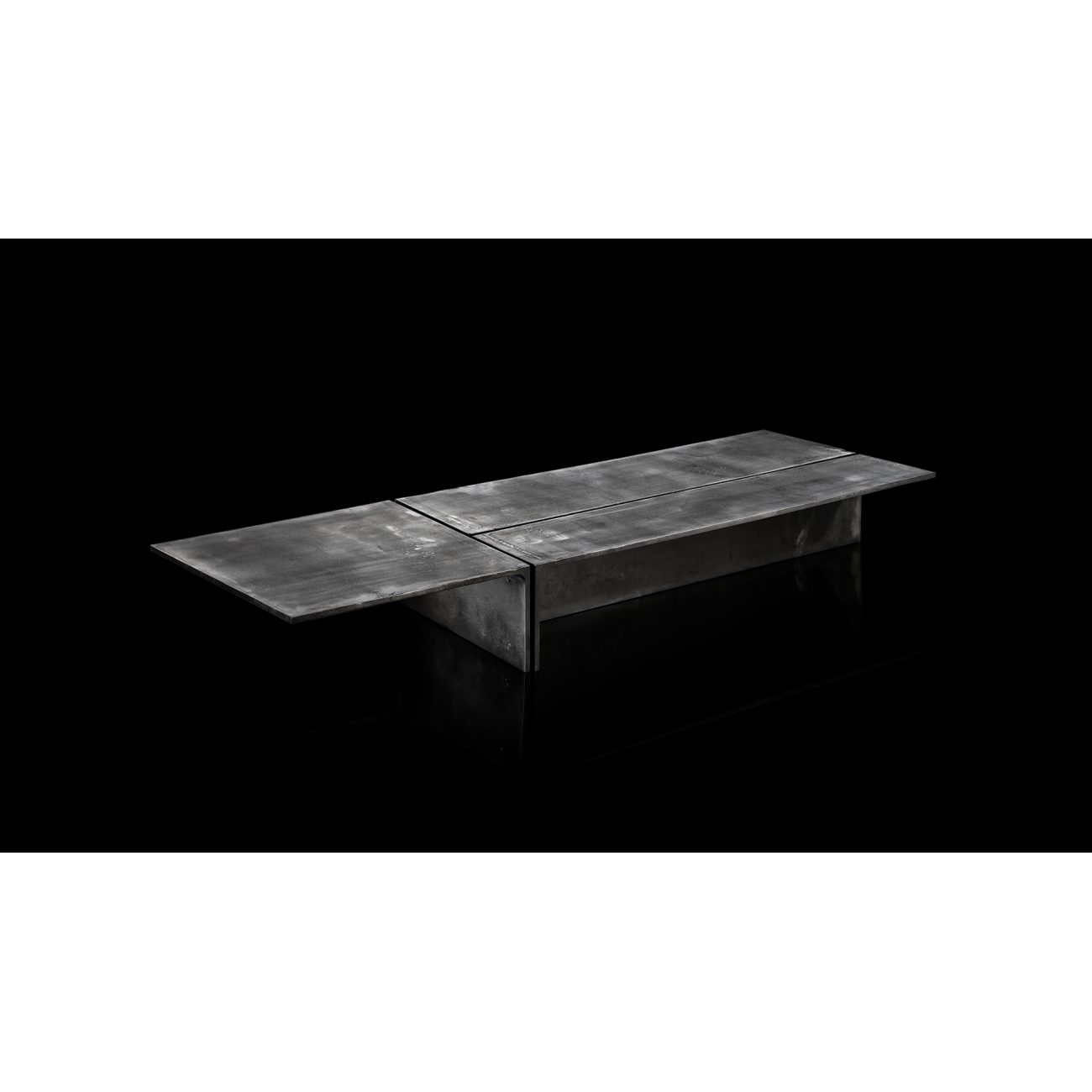 HENGE PETITE TABLE ECHO