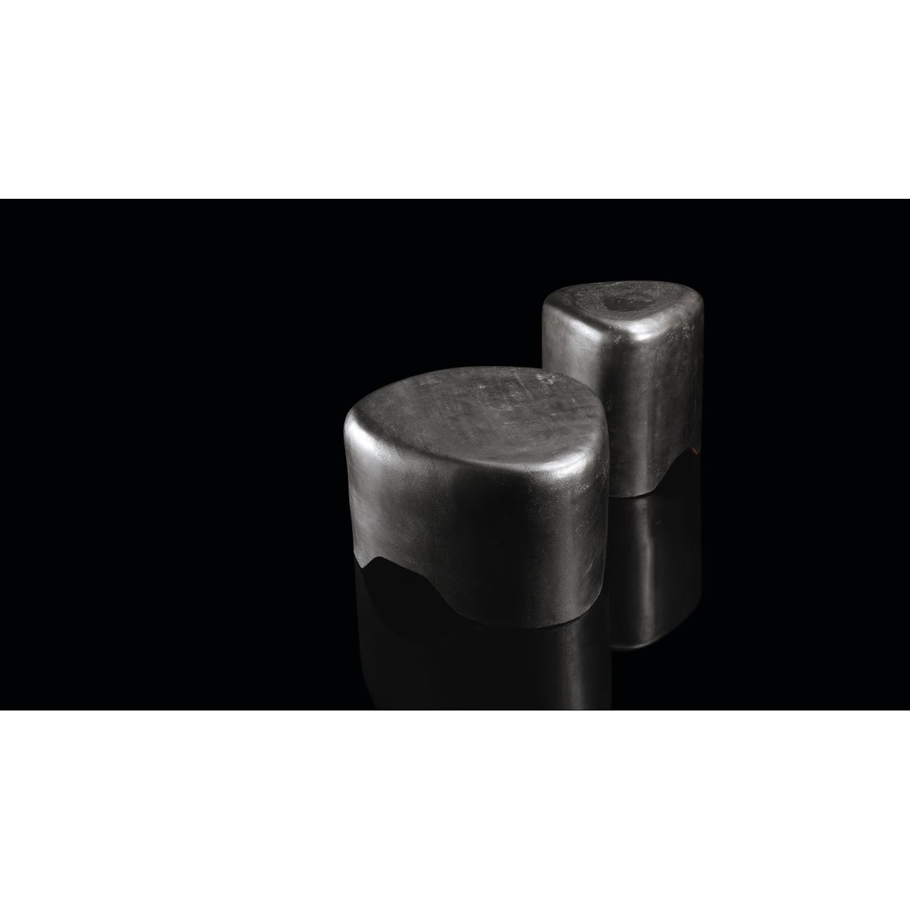 HENGE PETITE TABLE PEBBLE