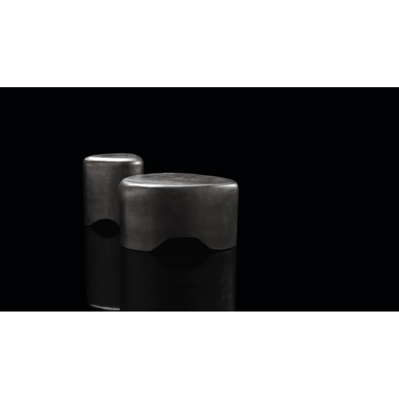 HENGE PETITE TABLE PEBBLE