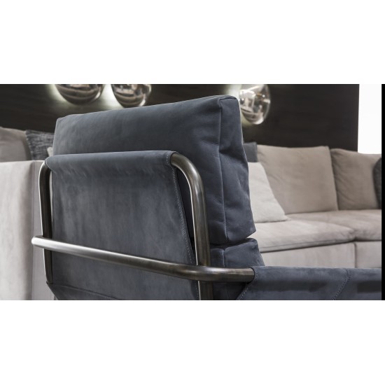 HENGE ARMCHAIR VOYAGE