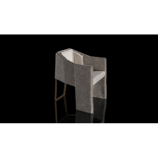 HENGE CHAISE KETCH