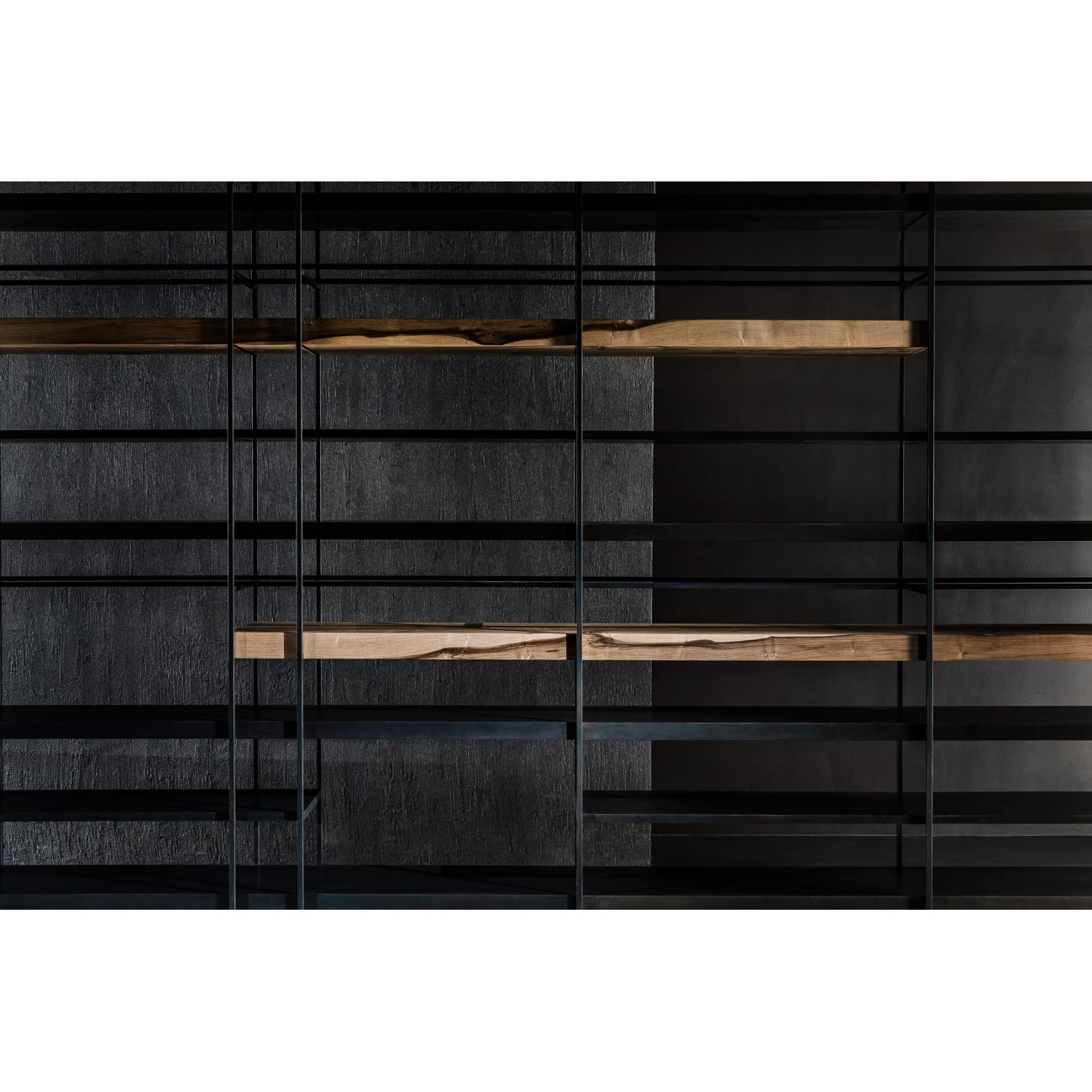 HENGE LIBRERIA CAGE LAYER