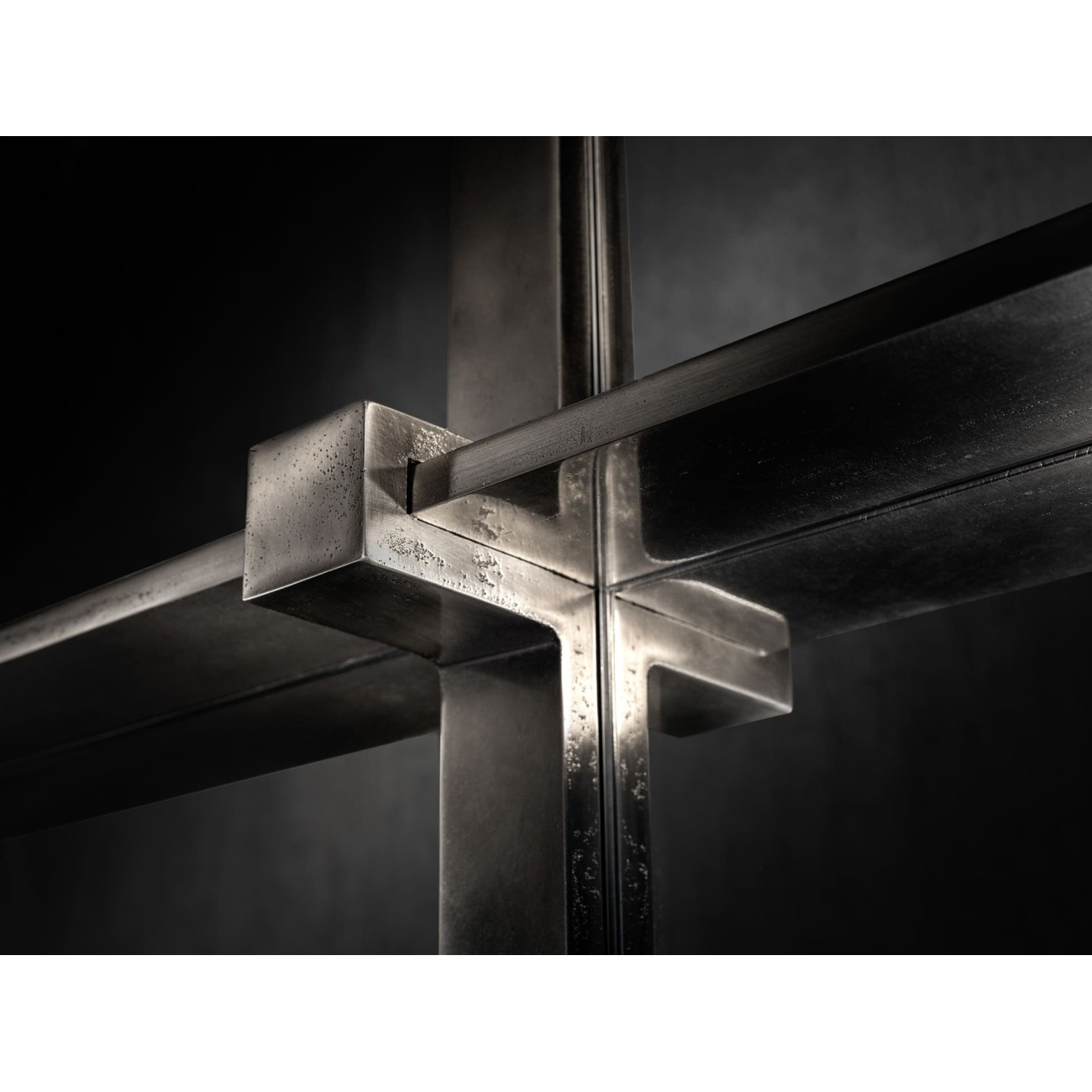 HENGE MIRROR ENDLESS