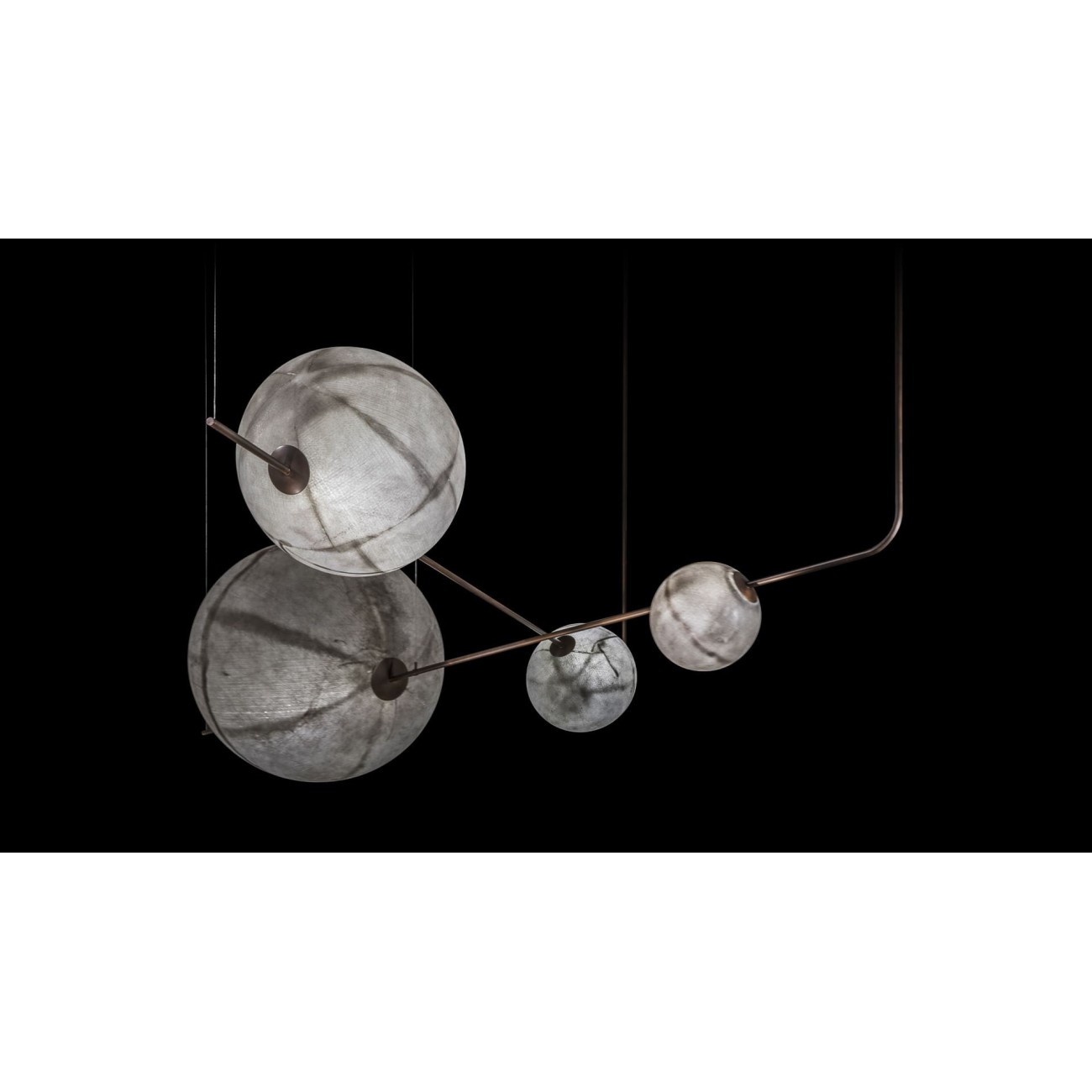HENGE LAMPE SUPERB-ALL HORIZONTAL
