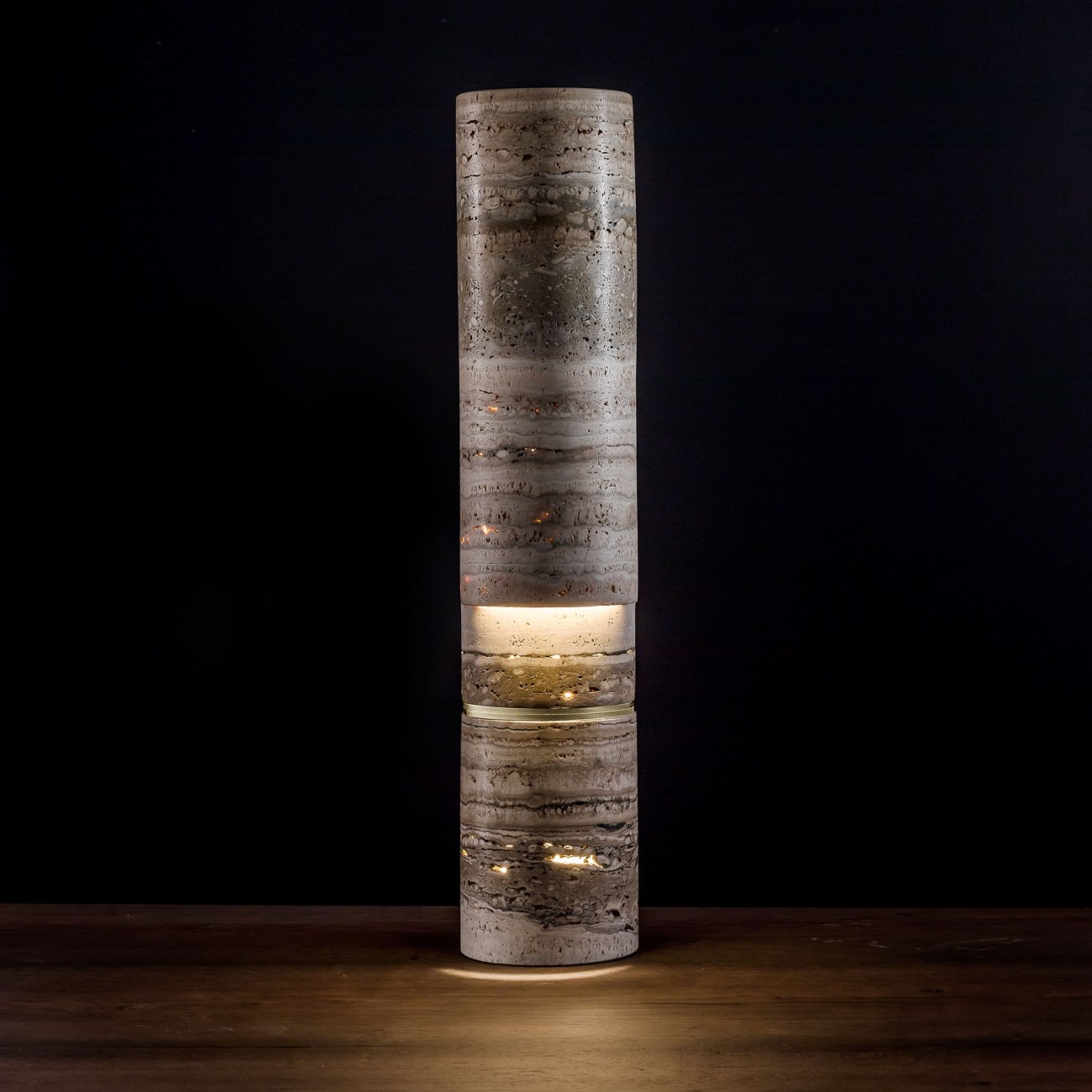 HENGE LAMPADA TEST ONE