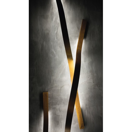 HENGE LAMPE TAPE WALL