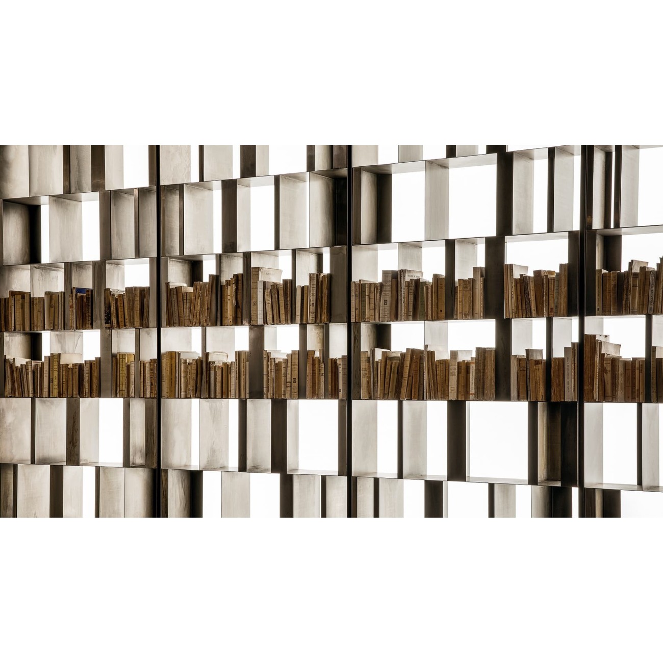 HENGE BOOKCASE BISTROT