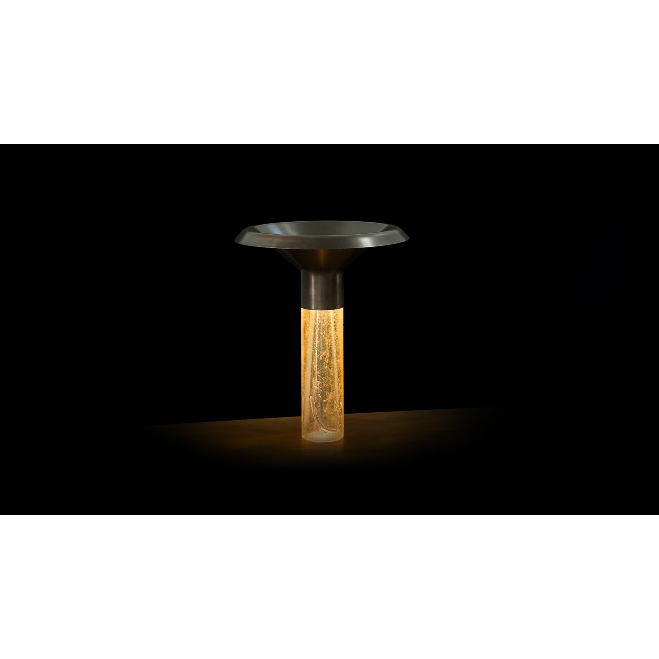 HENGE LAMPE GHOST TABLE LIGHT