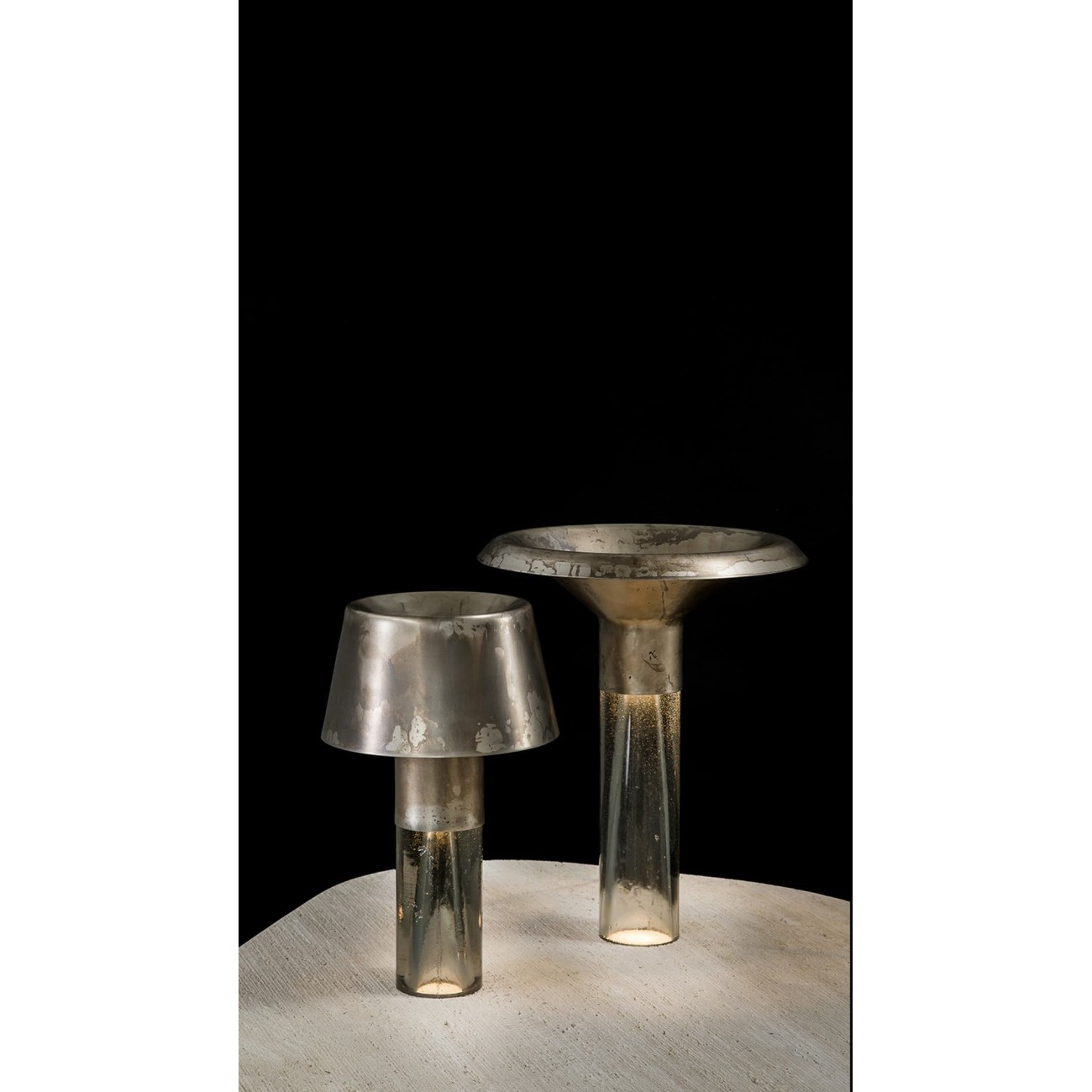 HENGE LAMP GHOST TABLE LIGHT