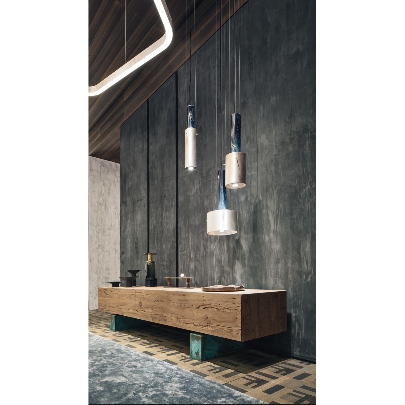 HENGE LAMPE GHOST