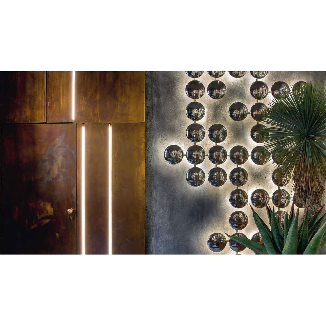 HENGE APPLIQUE WALL CLIPS