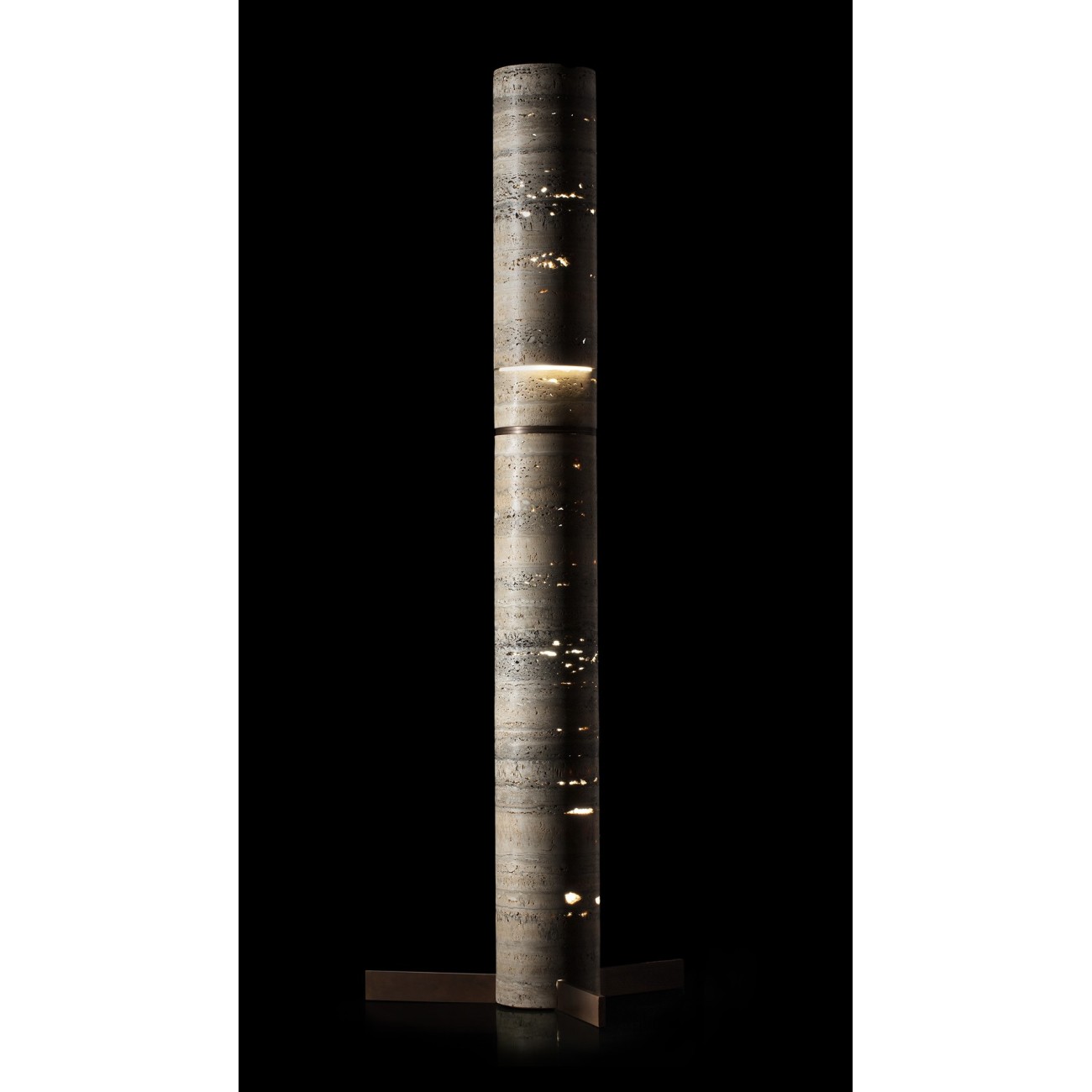 HENGE LAMPE TEST TWO