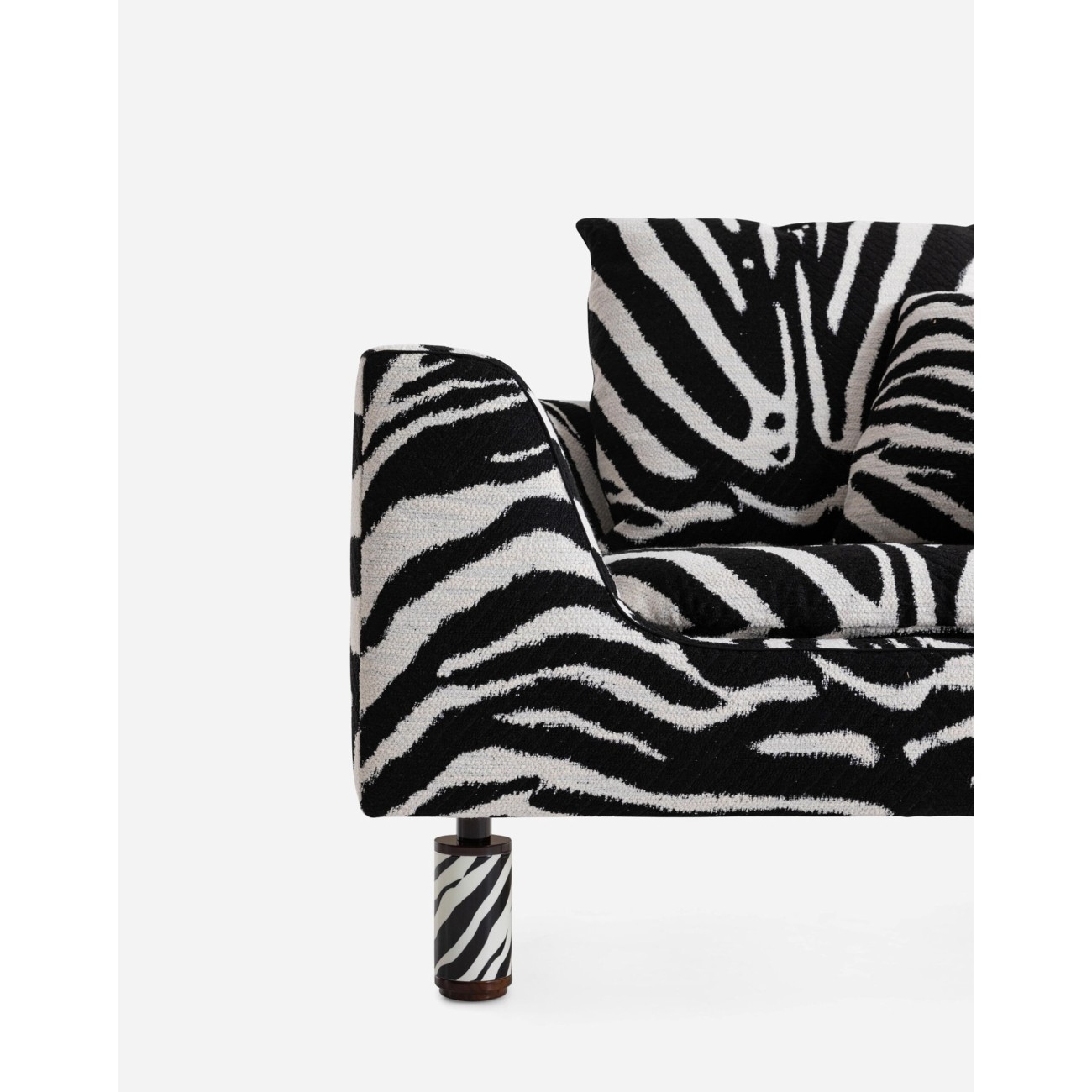 DOLCE&GABBANA – BUCANEVE ARMCHAIR