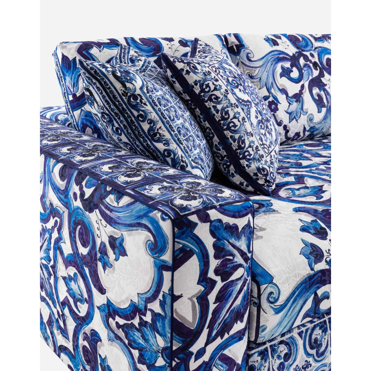 DOLCE&GABBANA – ORTENSIA SOFA