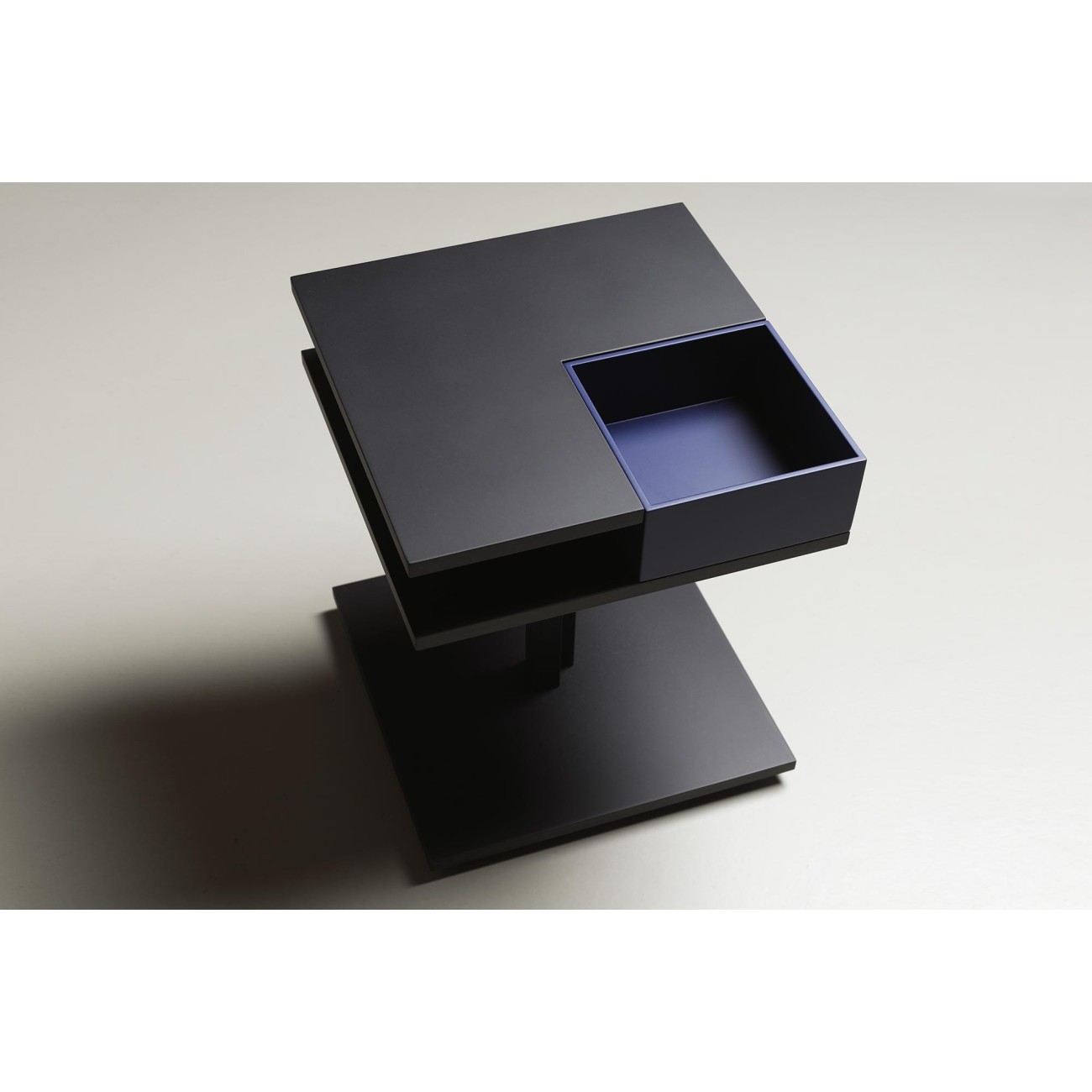 ALBEDO N.Y. PETITE TABLE
