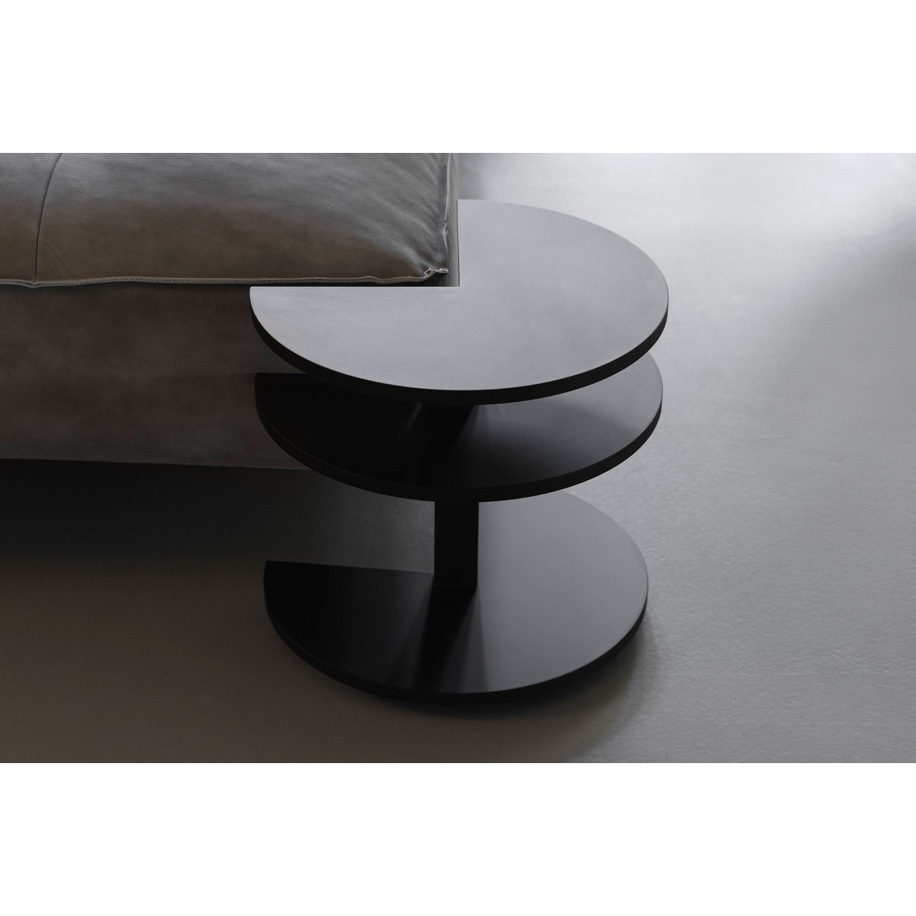 ALBEDO N.Y. SIDETABLE