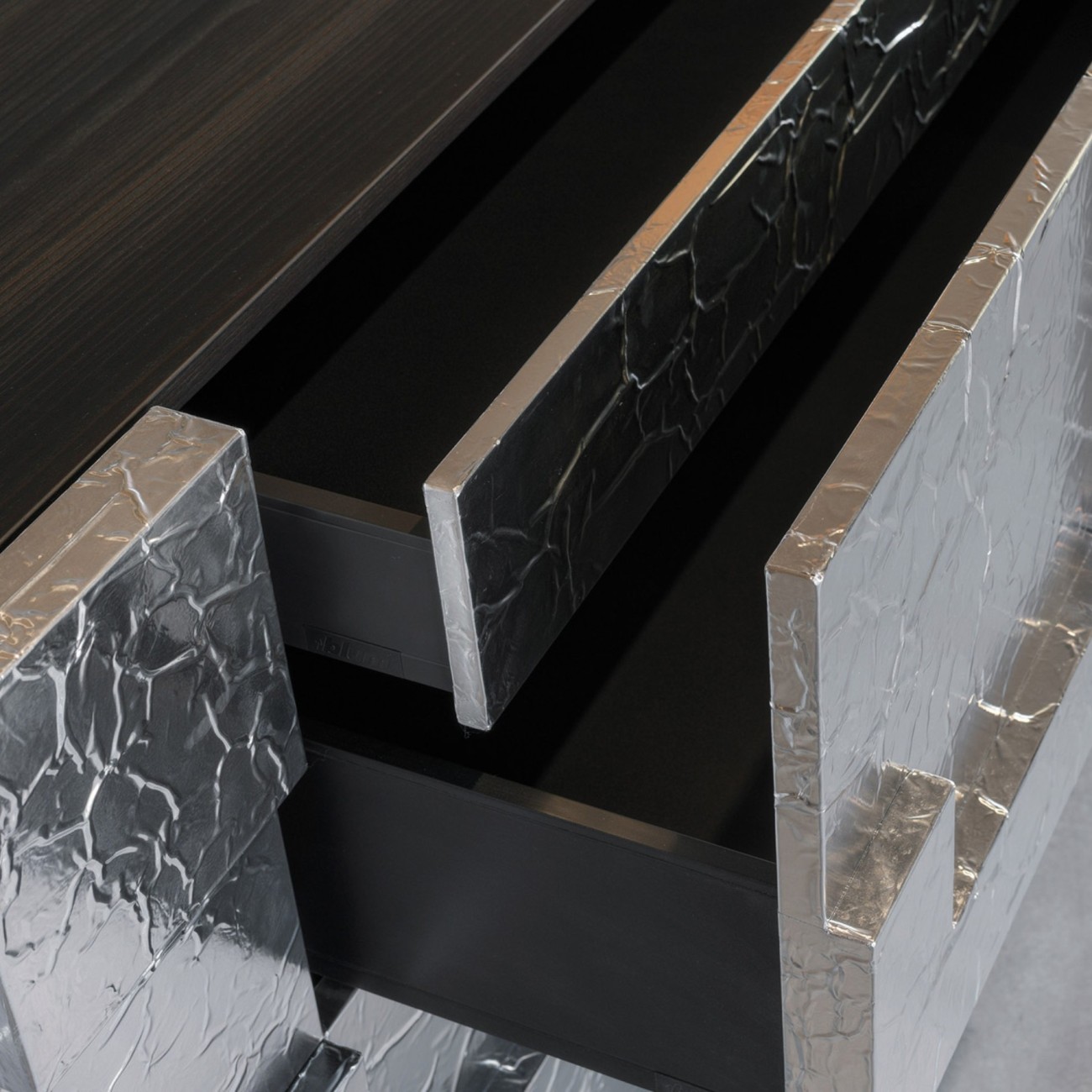 ALBEDO - CUZCO METAL SIDEBOARD