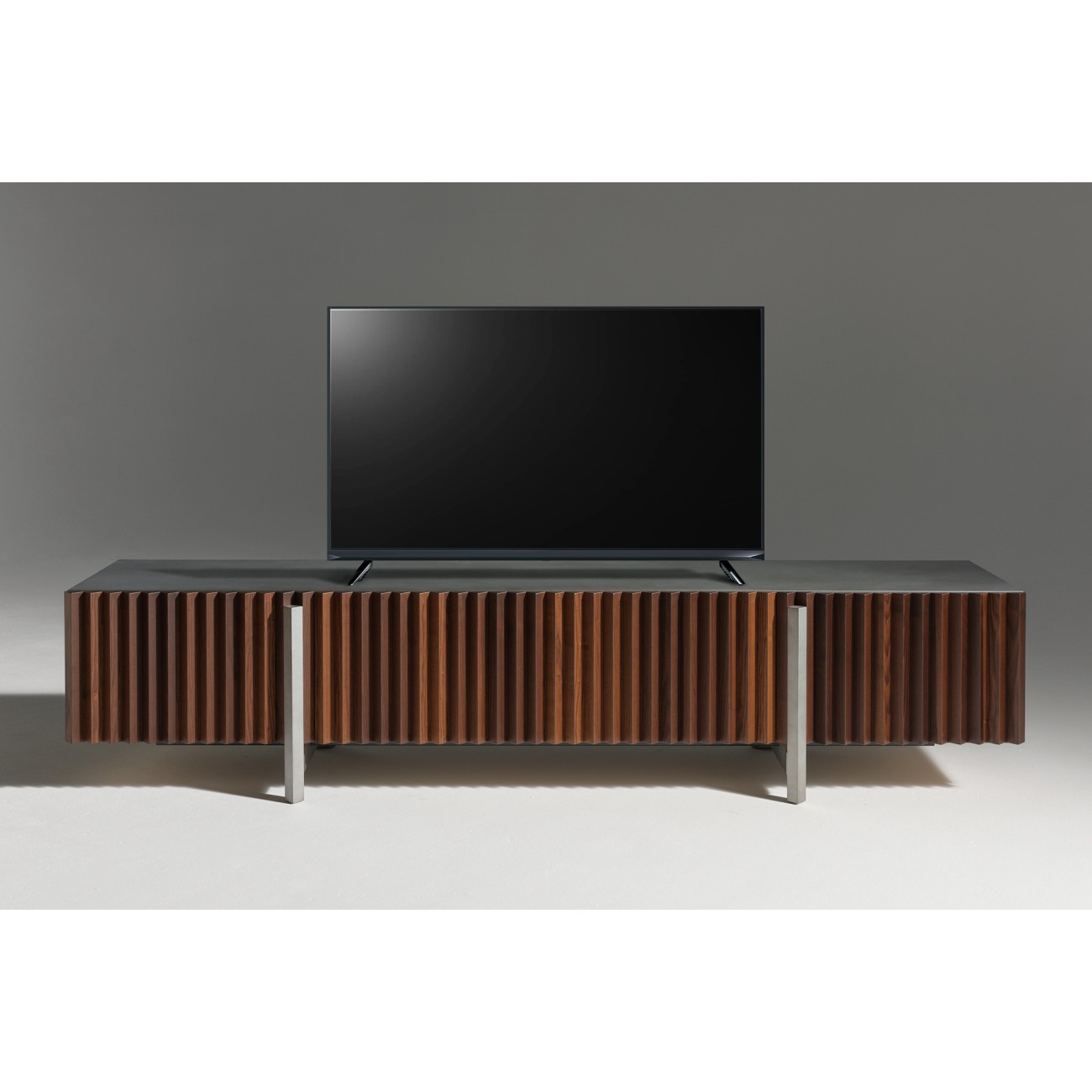 ALBEDO ARA MOBILE TV