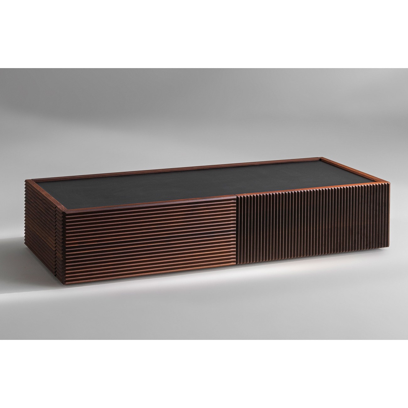 ALBEDO ARA TABLE BUFFET
