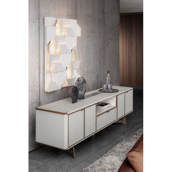 I 4 MARIANI MOORE CABINET