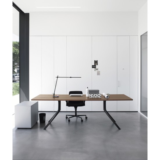 KRISTALIA OOPS WOOD TABLES