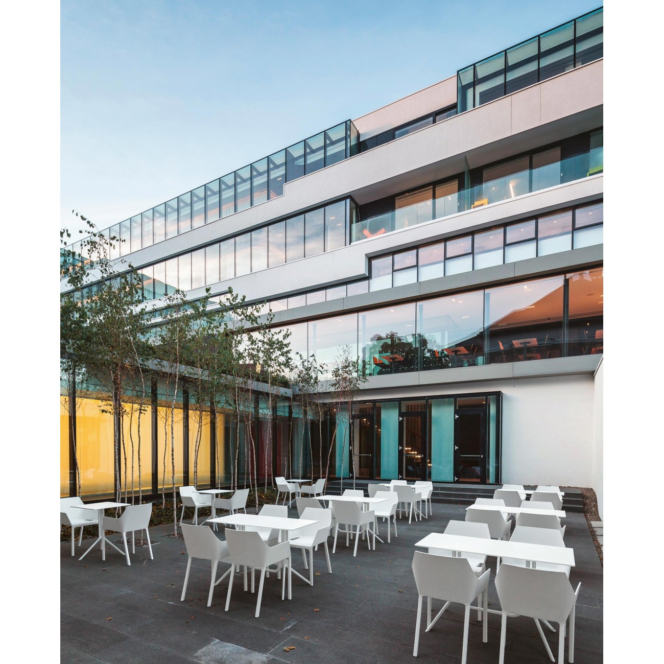 KRISTALIA ROUND TABLE POULE Ø 60