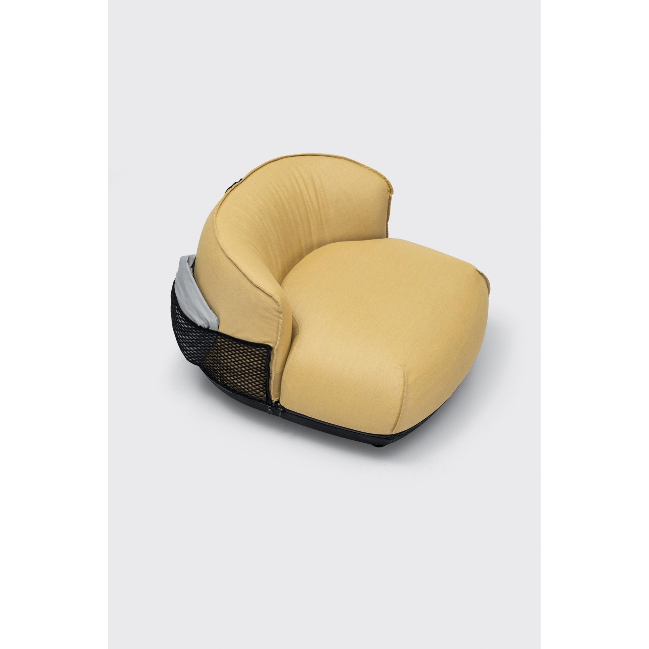 KRISTALIA LOUNGE ARMCHAIR BRIONI