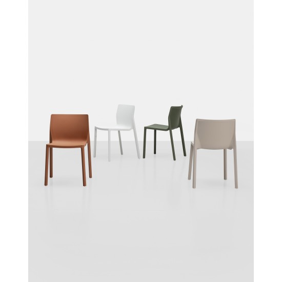 KRISTALIA CHAISE LP