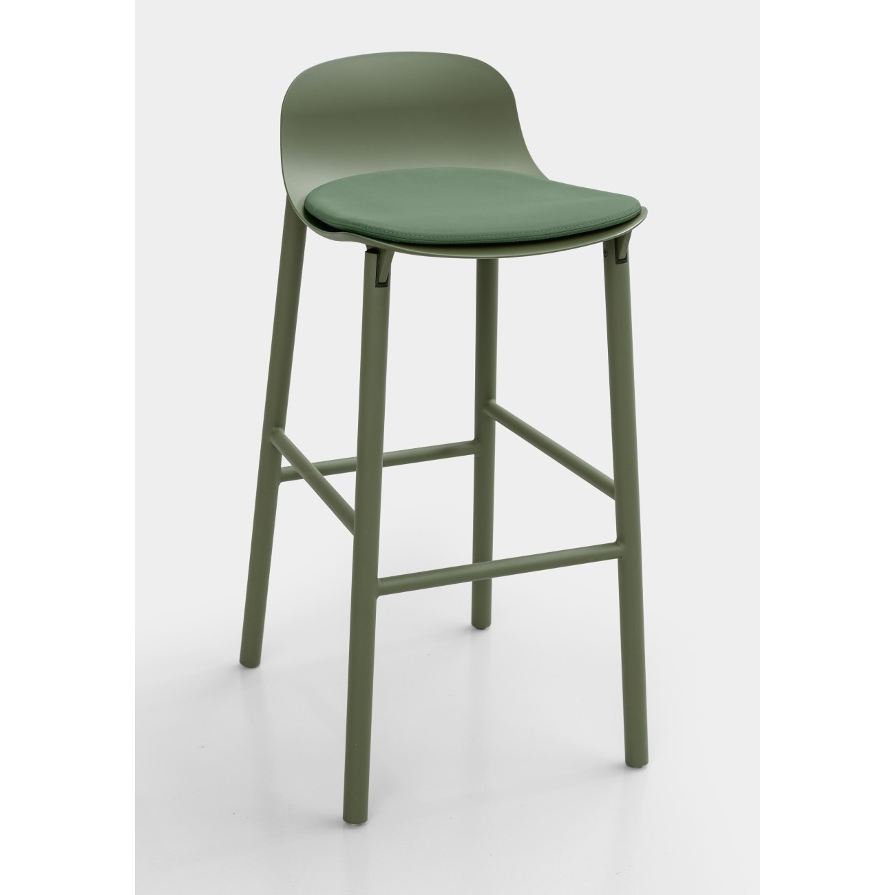 KRISTALIA CHAISE SHARKY
