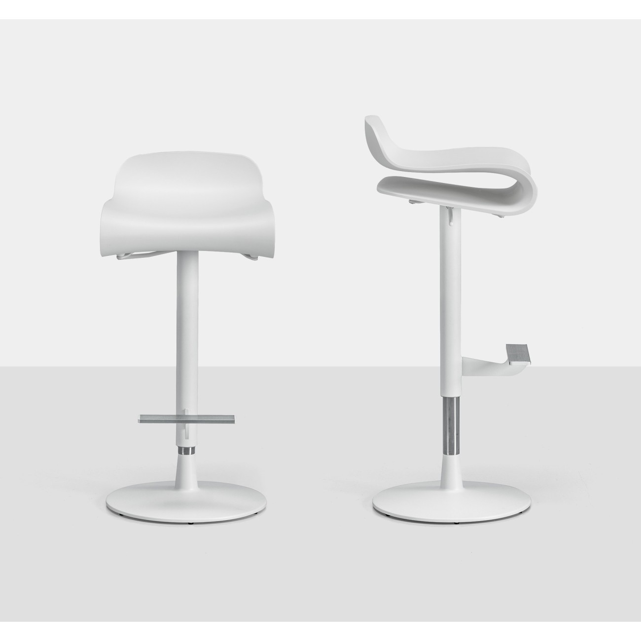 KRISTALIA BCN TABOURET RÉGLABLE