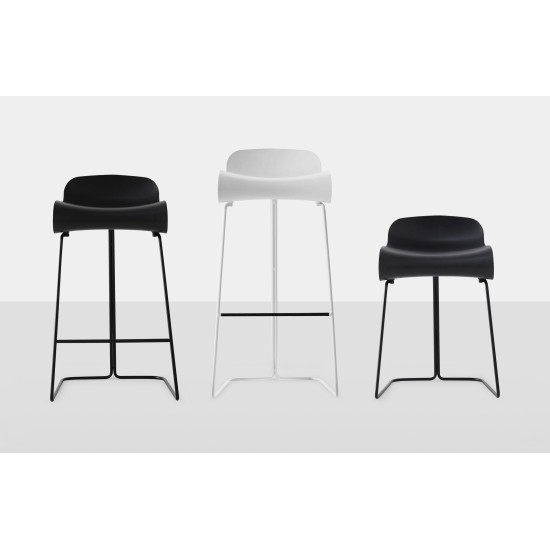 KRISTALIA BCN SGABELLO SU SLITTA COLORATA