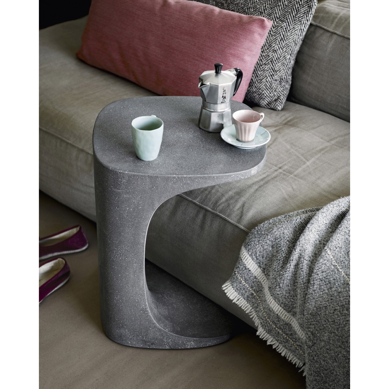 KRISTALIA TABLE BASSE FONT