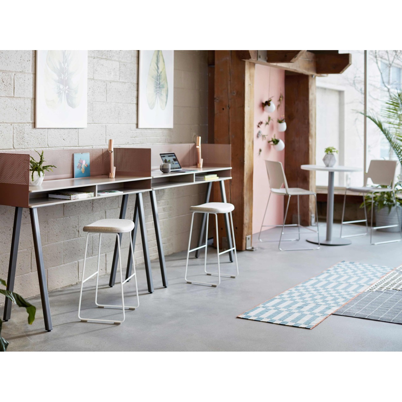 CAPPELLINI MORRISON STOOL