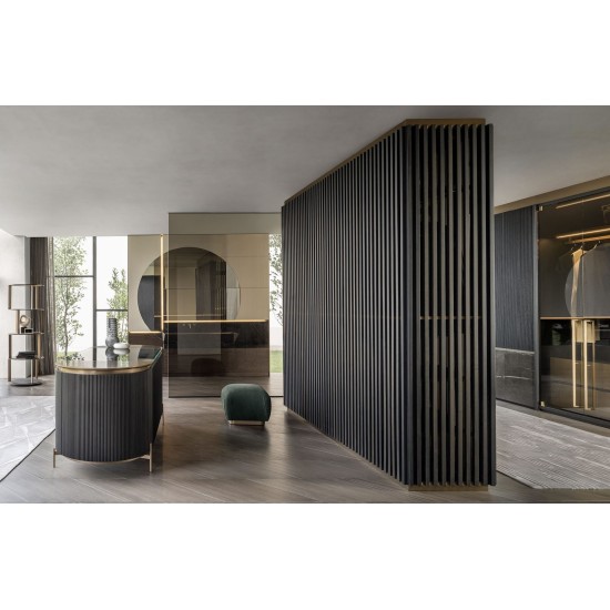 SHAKE ARMOIRE TAL